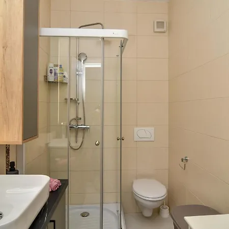 Apartment Moderan Dvosoban Stan *